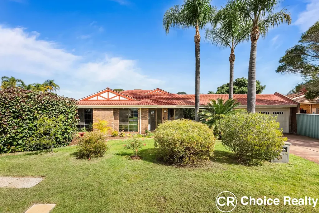 Leeming 4房  West Leeming Beauty! Spacious Family Home! On Corner Block!