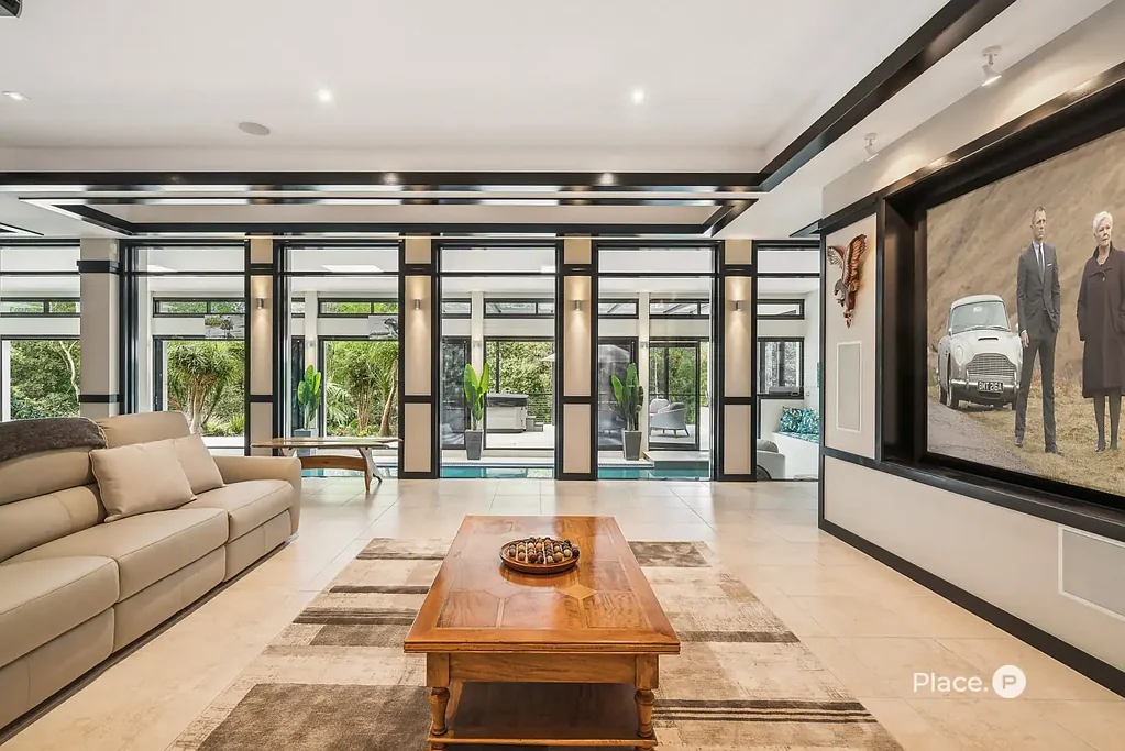 52 Kingfisher Place, Kenmore, QLD 4069