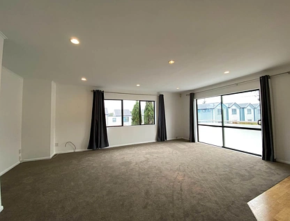 1/27 Abercrombie Street, Howick, Manukau City, Auckland, 4房, 2浴, 整租独立别墅