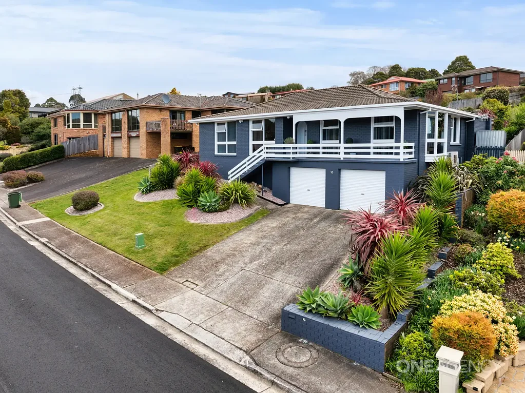 Romaine 3બેડરૂમ Entertainers’ Dream: Fully Renovated 3 bedroom, 3 Living Area Home