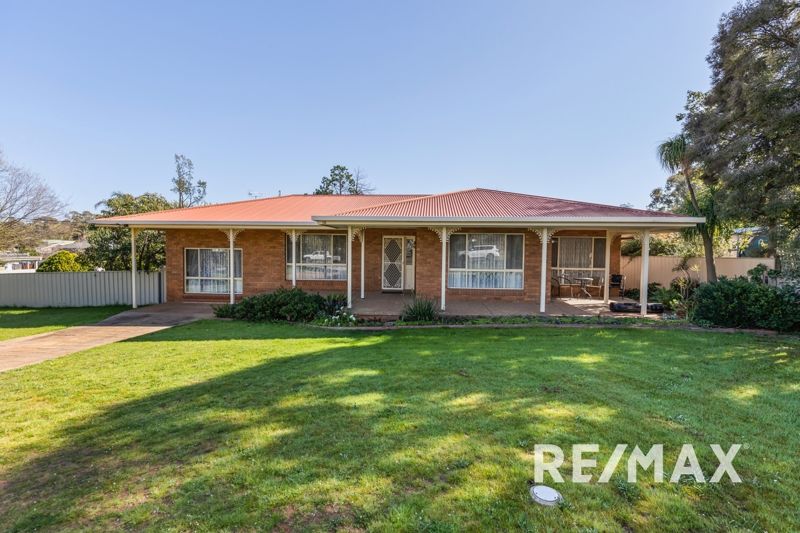 44-46 DEVLIN ST, COOLAMON NSW 2701, 0房, 0浴, House