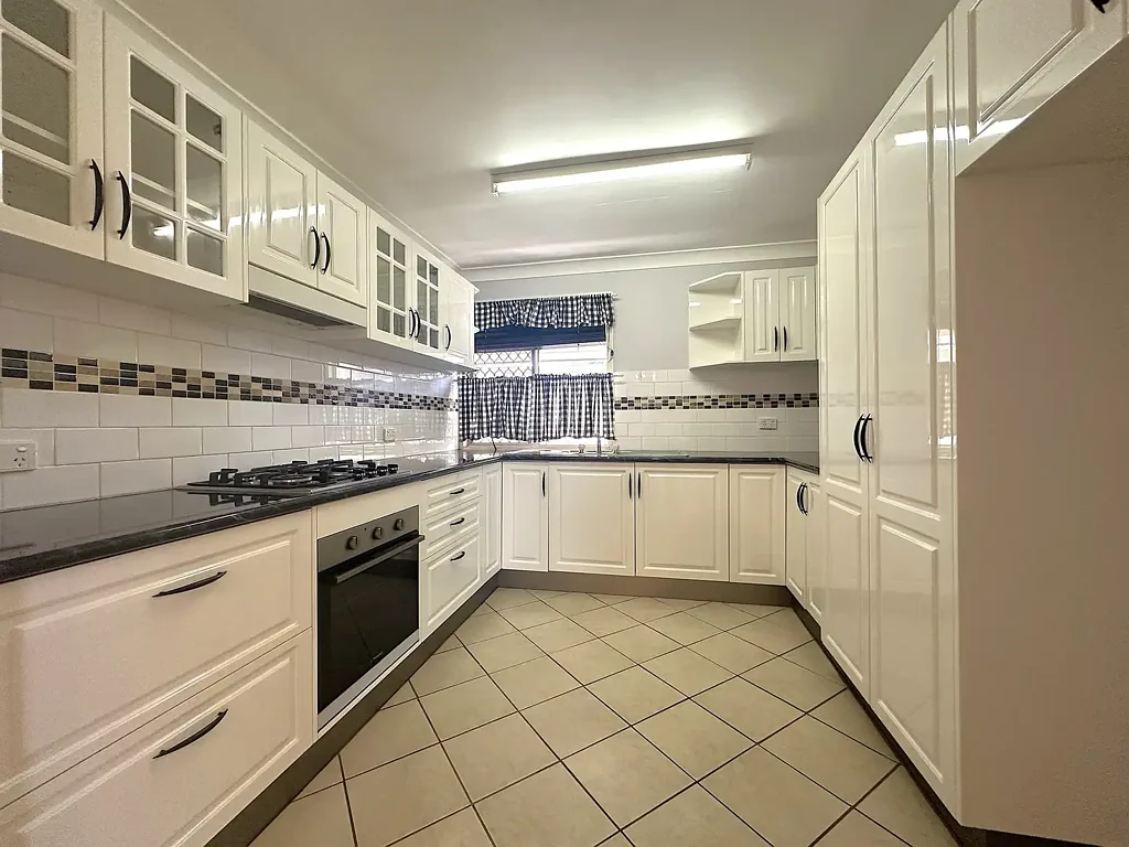 2 Elm Street, Barcaldine, QLD 4725