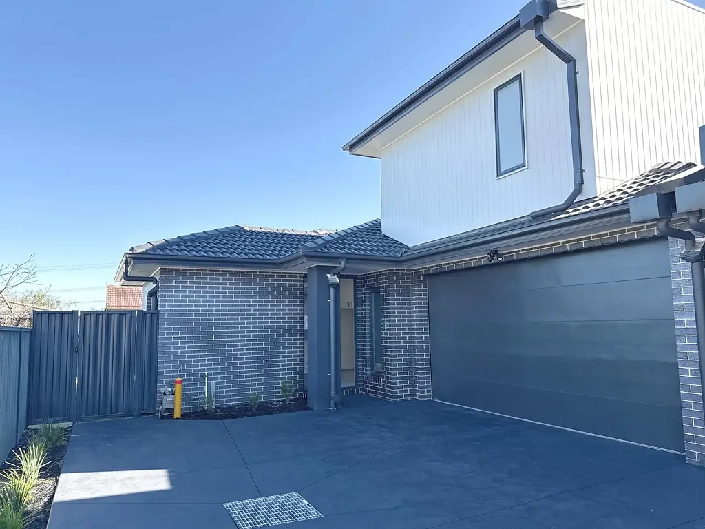 Brand-New Luxury 3-Bedroom townhouse