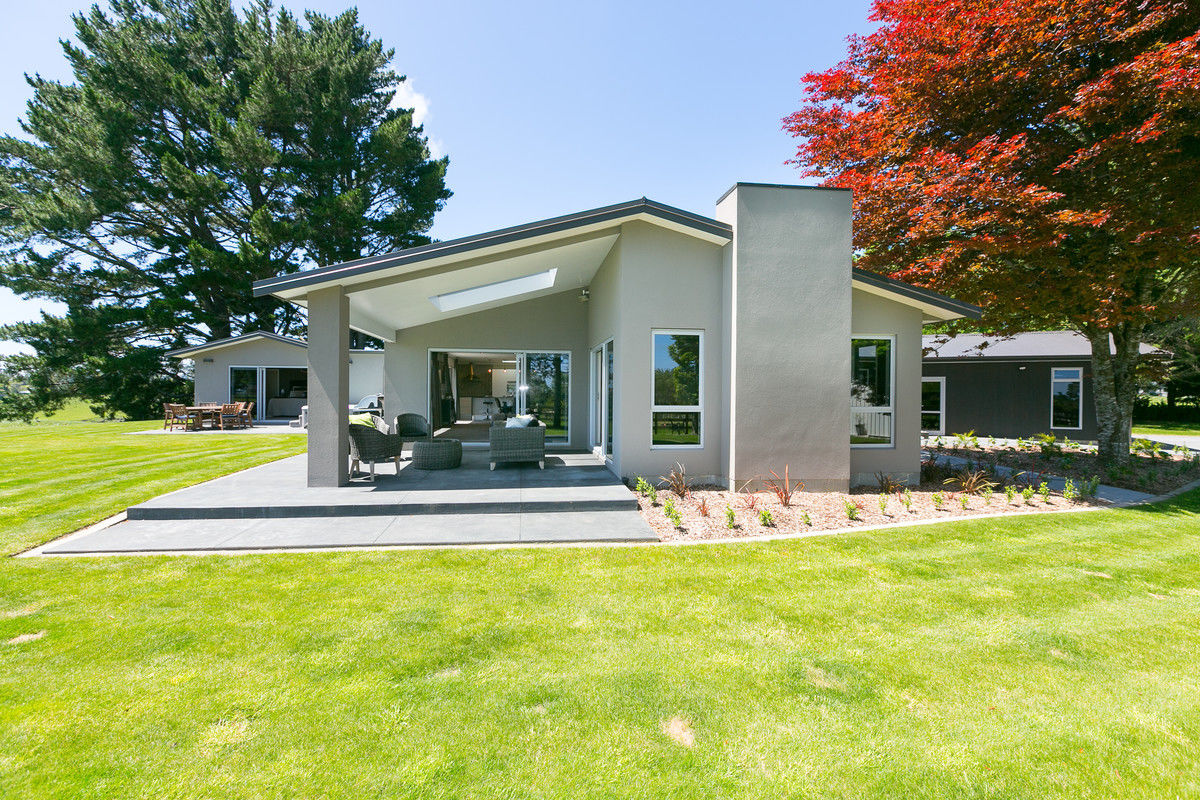 153 Veale Road, Ridgewood, New Plymouth, 5房, 1浴