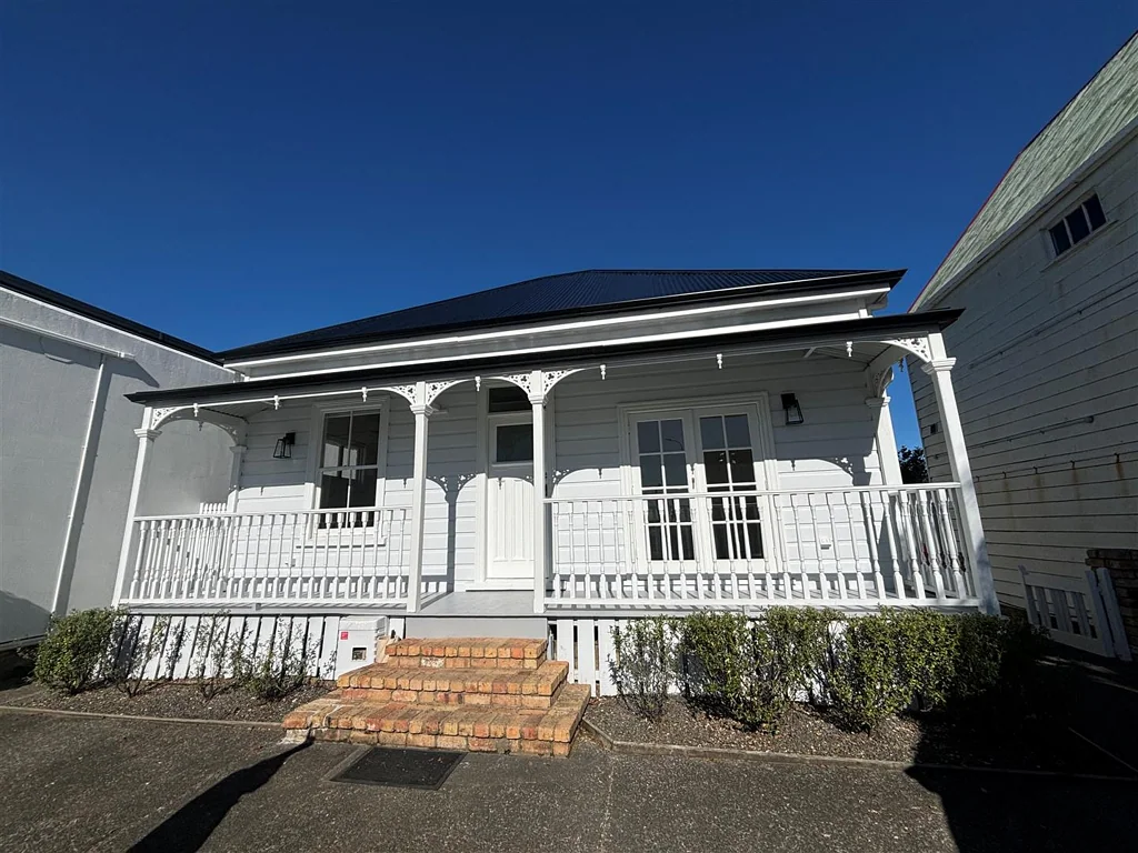 Ponsonby Ponsonby Character Corner-Site Villa