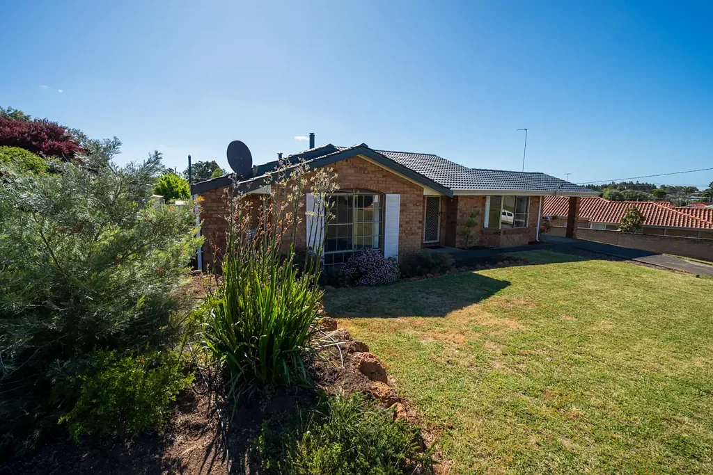11 Wandoo Street, Manjimup, WA 6258