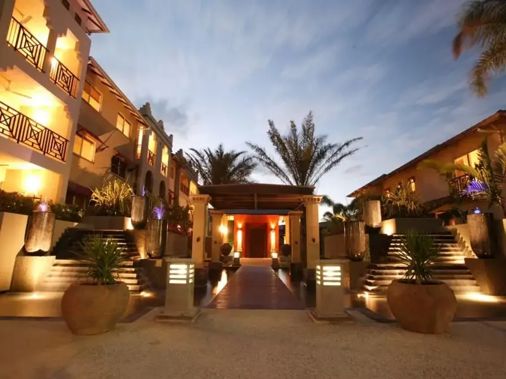 Semi-Furnished, "Cairns One Complex" Resort Style Living