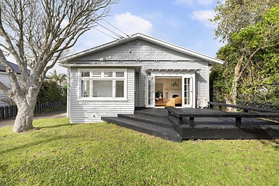 Onehunga 3Zimmer North Facing Bungalow - Move in Ready
