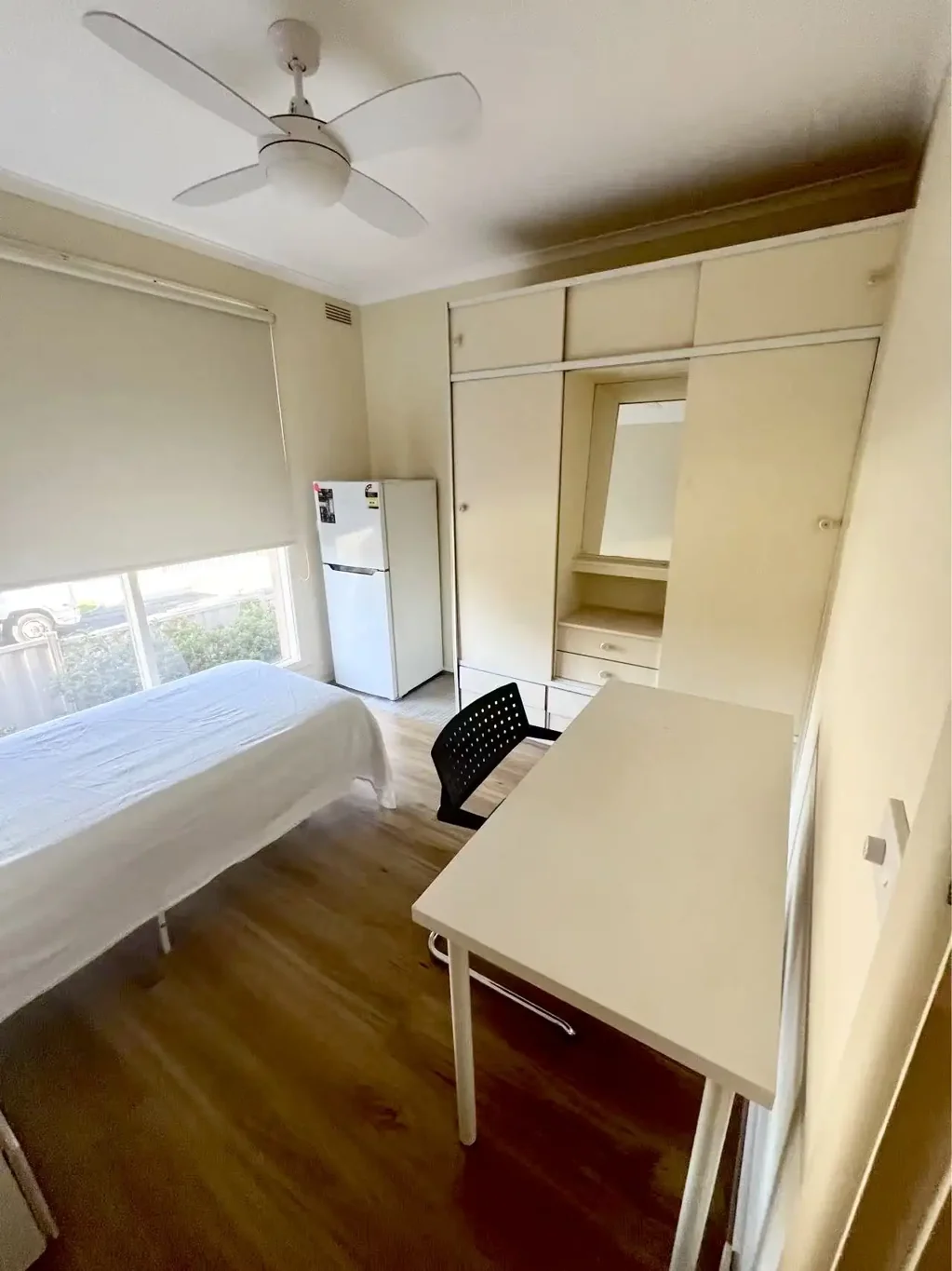Fully Furnished Rooms for Rent (Bills Included) in Burwood East