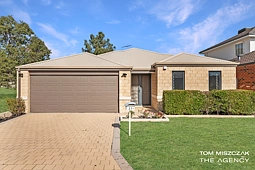 27 Scarpview Place, East Cannington