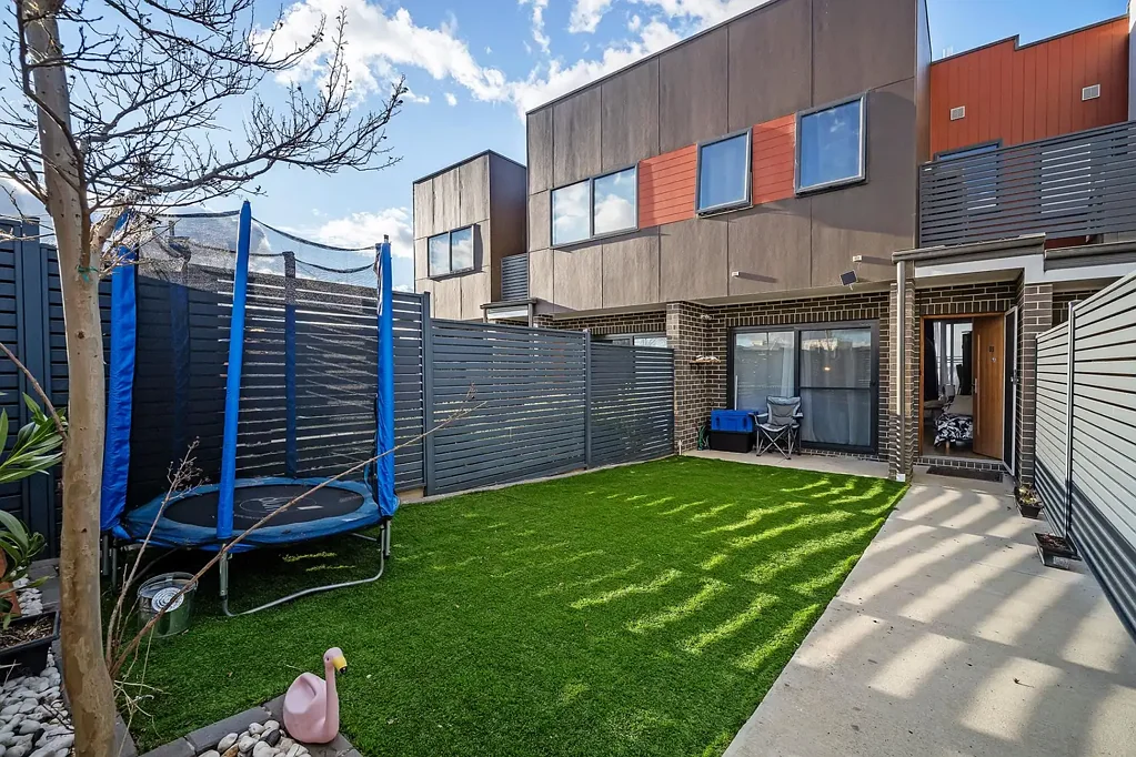 Taylor 3ਬੈੱਡਰੂਮ Sophisticated Living Meets Everyday Comfort!