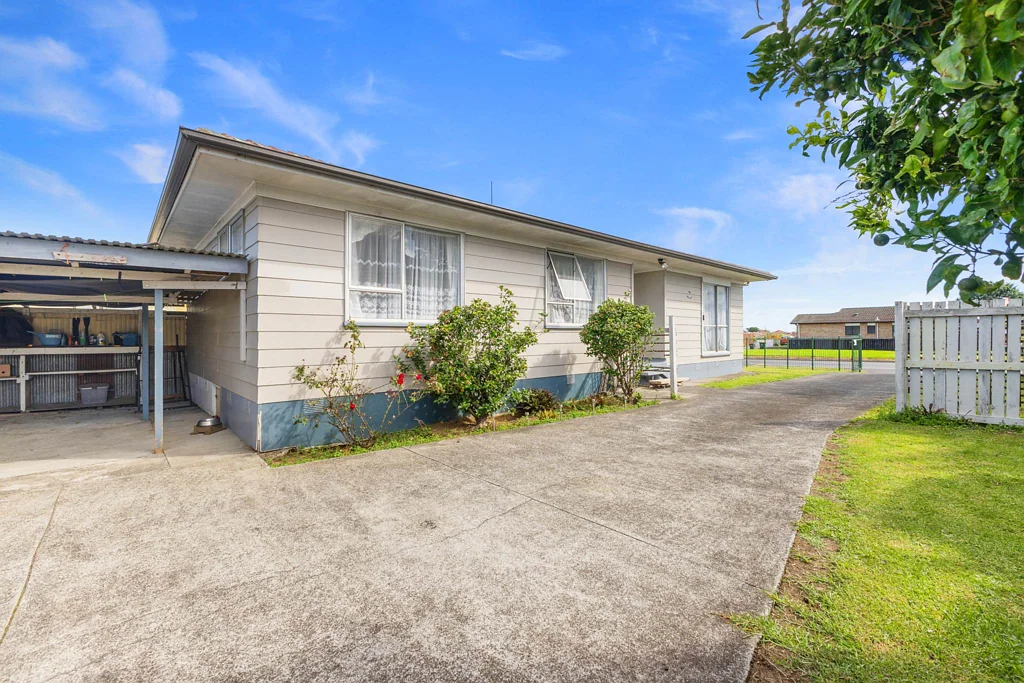 Manurewa 3침실 Blank Canvas with Services  -  600m² Prime Site!