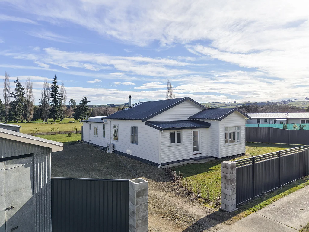 West Otago Surrounds 3 Bedroom A Rare Lifestyle Opportunity in Heriot