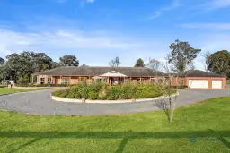 425 ARINA RD, Bargo