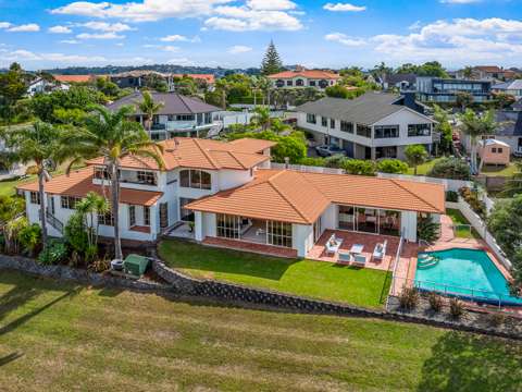 Gulf Harbour 4房  Spectacular Coastal Elegance