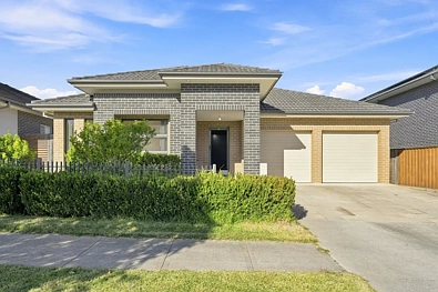 Gledswood Hills 4房 Gledswood Hills中心的现代家庭生活 Modern Family Living in the Heart of Gledswood Hills