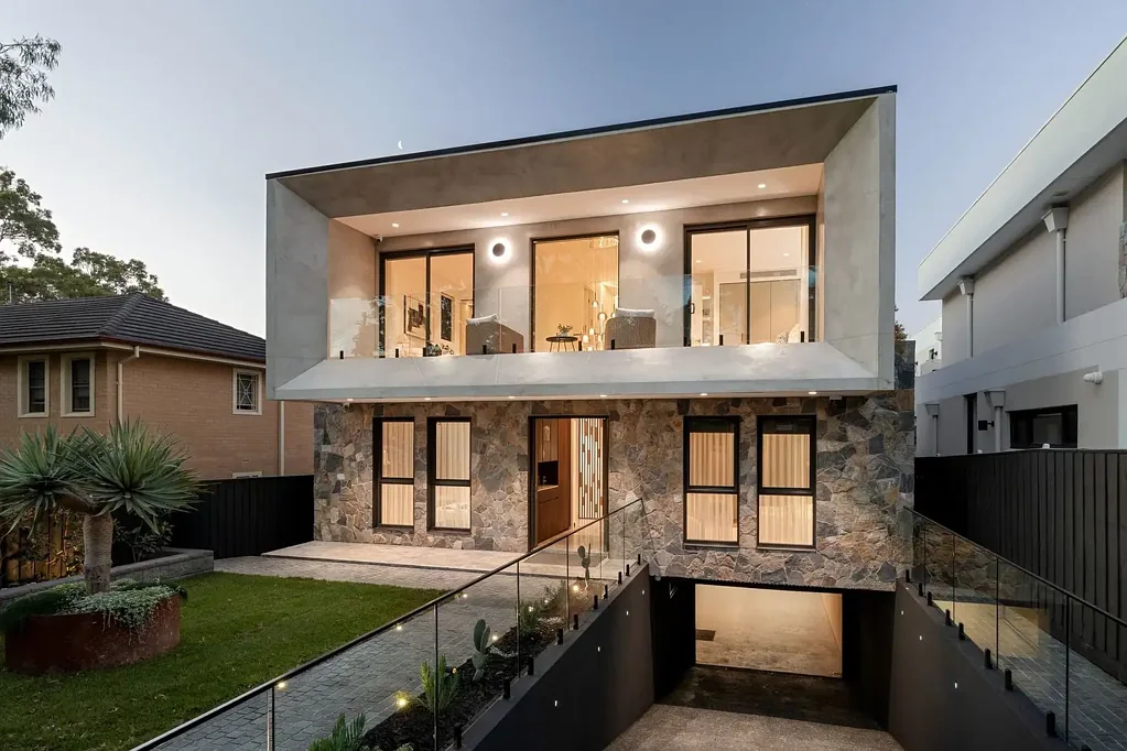 Strathfield 6Zimmer Architectural smart home with resort-style living in a prestige Strathfield pocket