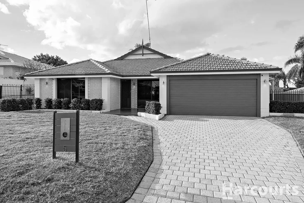 5 Willmott Close, Halls Head, WA 6210