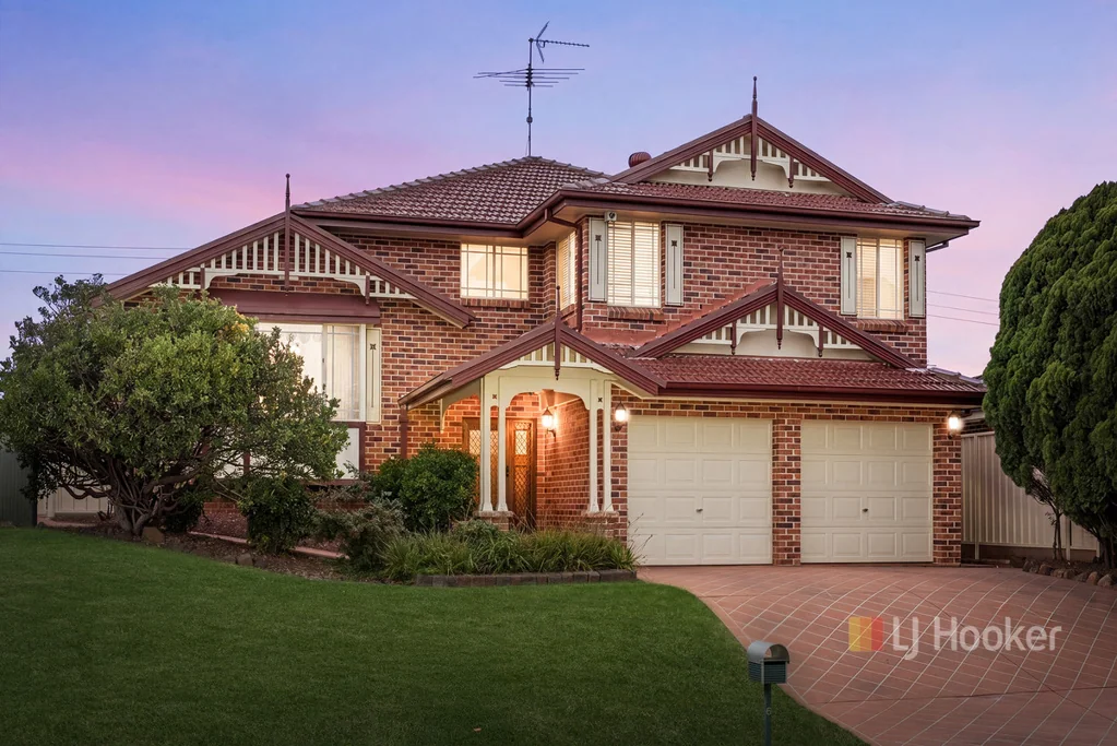 Schofields 5ห้องนอน Expansive Family Residence with Multiple Living Zones & Resort-Style Outdoor Entertaining