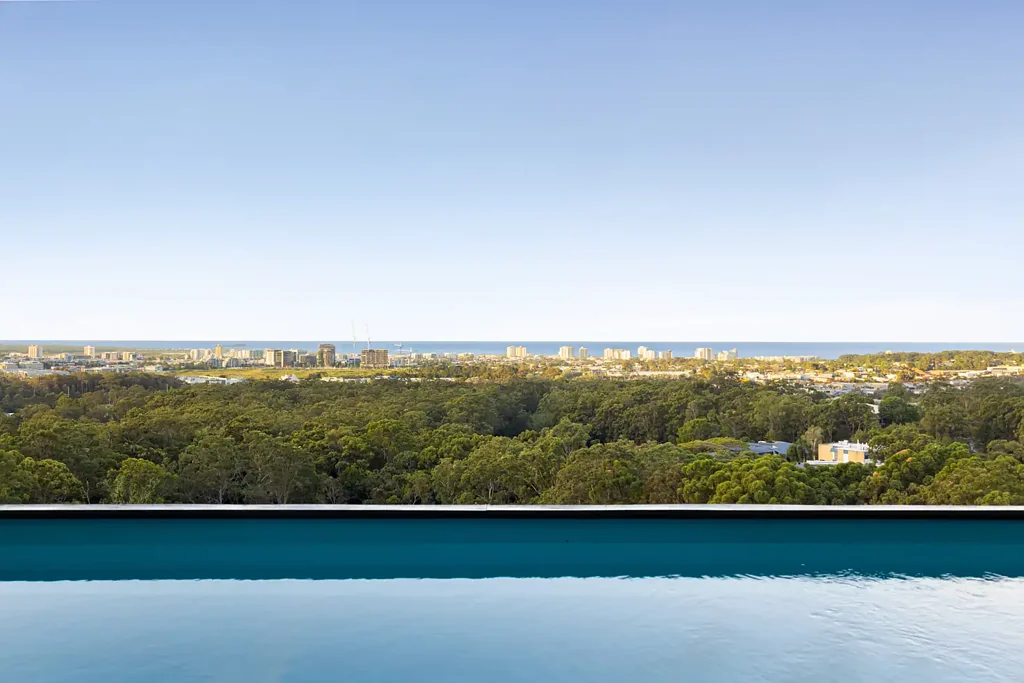 Buderim 4房  Uninterrupted 180° Panoramic Ocean-to-Hinterland Views