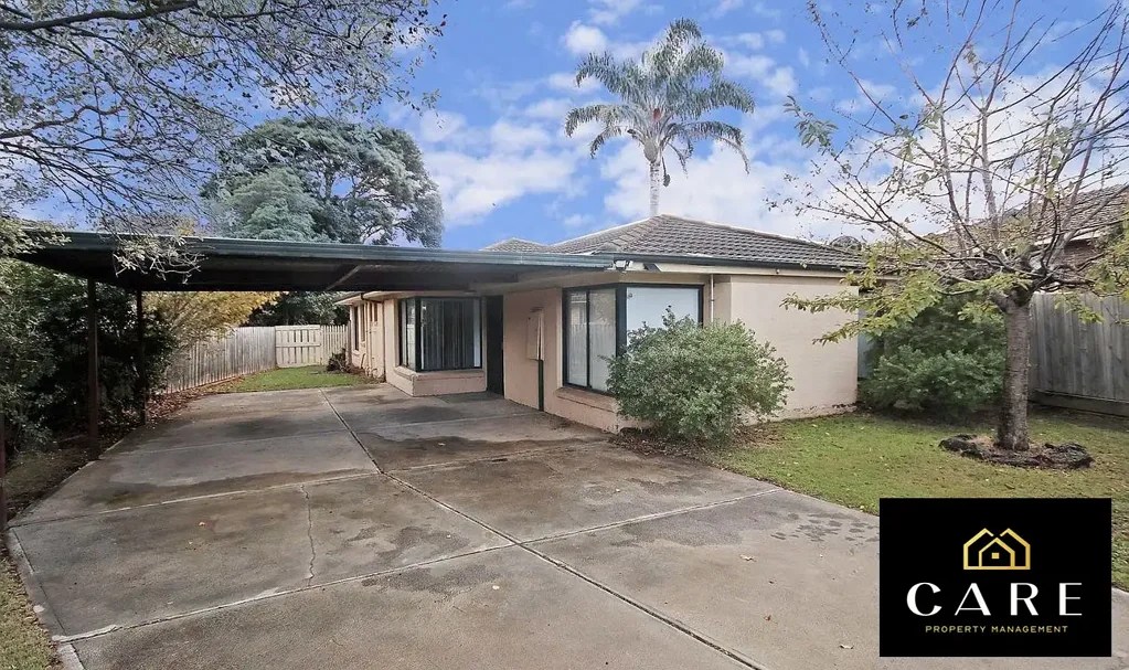 Neat & Well-Located Home in the Heart of Cranbourne!