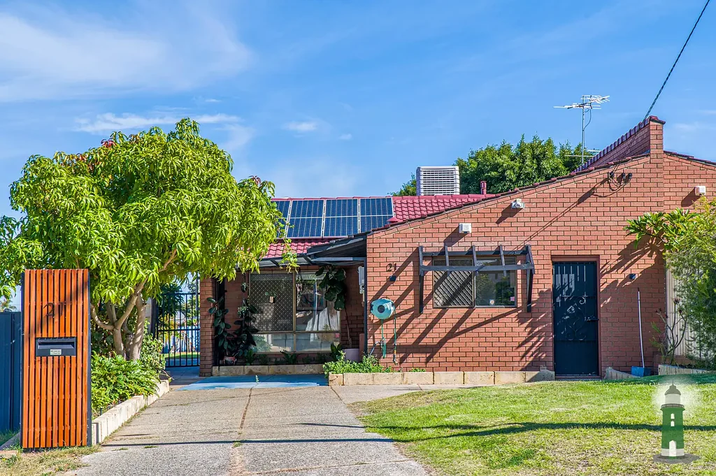 21 Fenton Way, Hamilton Hill, WA 6163