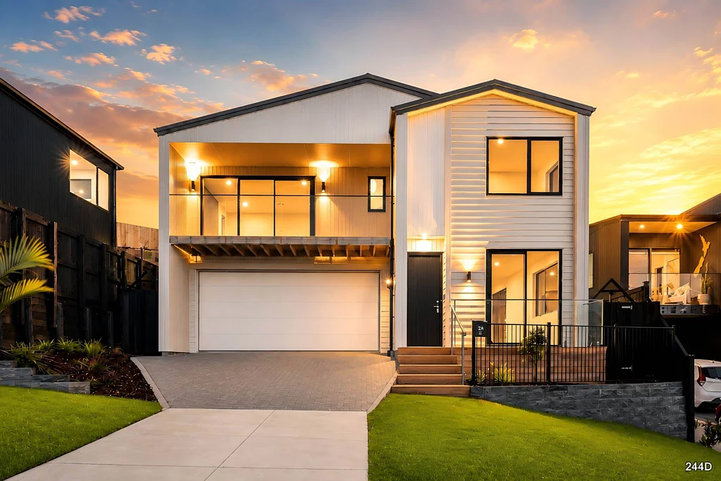 Orewa 5 Bedroom Premium Family Living – Multiple Brand-New Homes