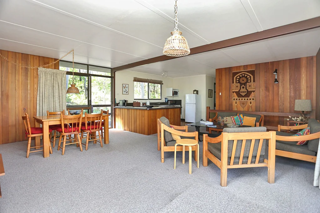 North Arm Cove 2 Bedroom Delightful Coastal Retreat