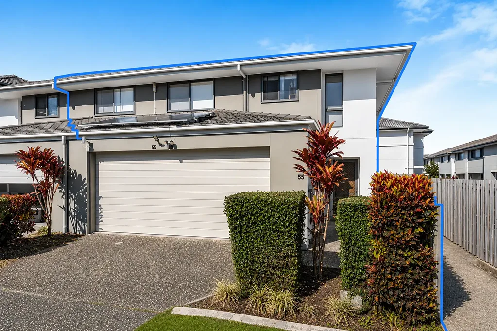 Richlands 3Moenga Corner Position, Double Garage & Exceptional Value