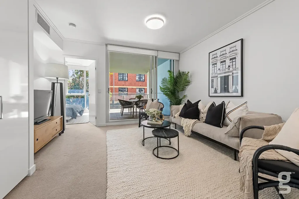 210/113 Commercial Road, Teneriffe, QLD 4005