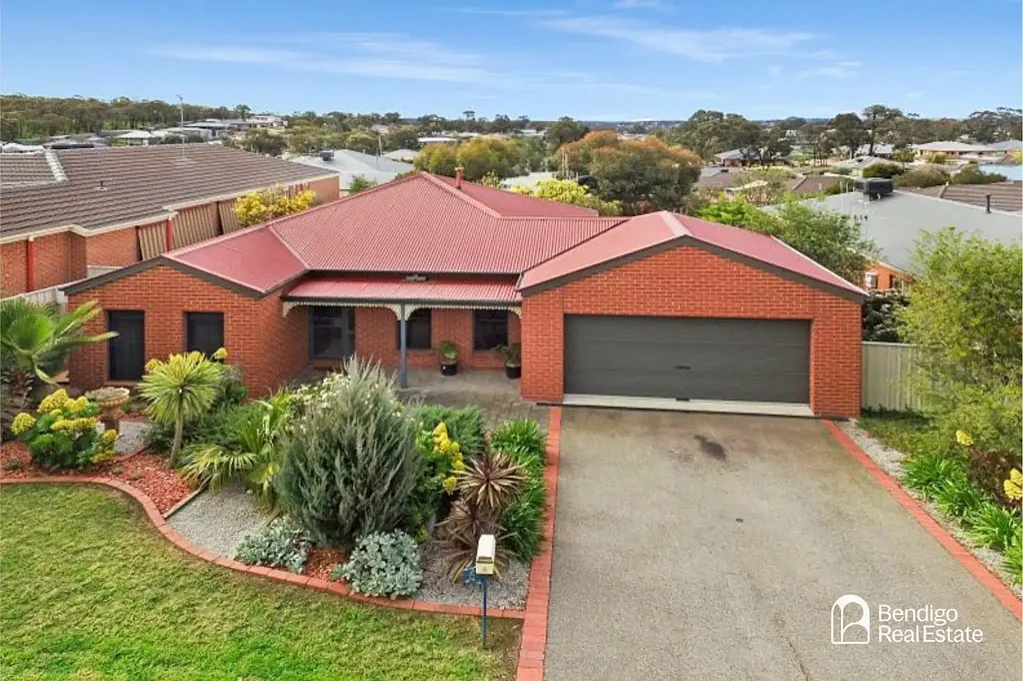SPACIOUS THREE-BEDROOM HOME WITH GENEROUS YARD IN KANGAROO FLAT