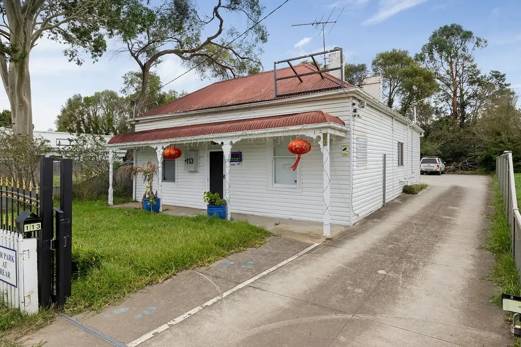 Wallan 4બેડરૂમ PRIME MAIN ROAD PROPERTY TO SUIT MANY USES - 2058 SQM
