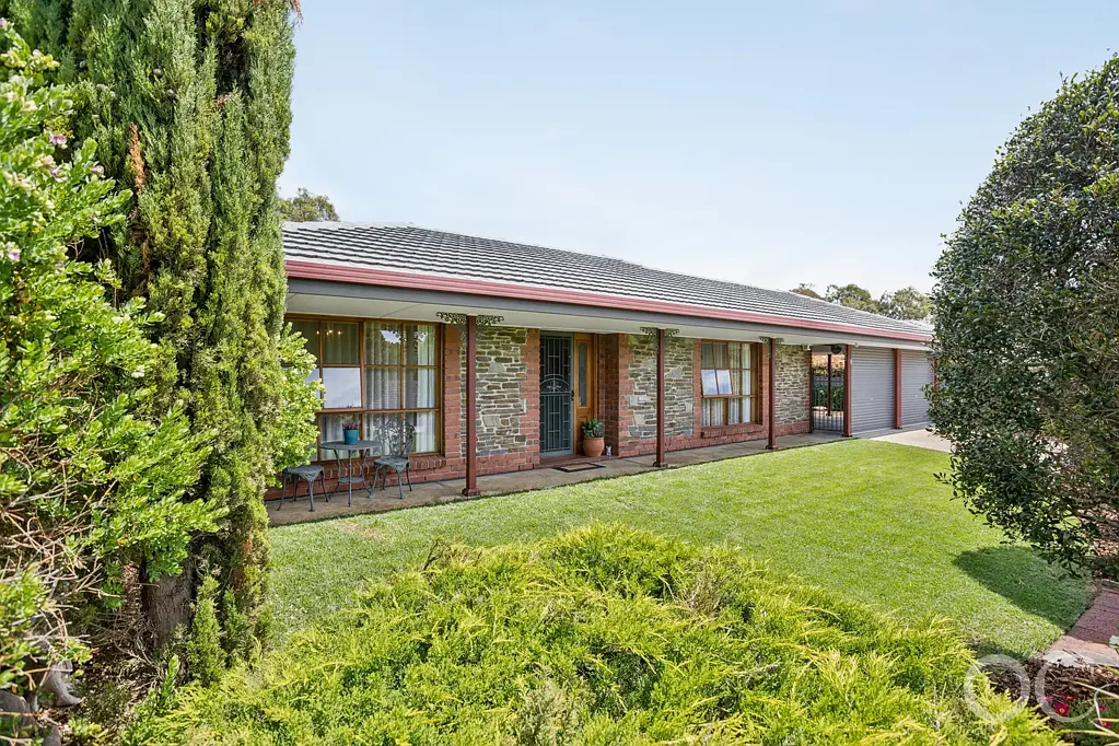 4 Furioso Drive, Woodcroft, SA 5162