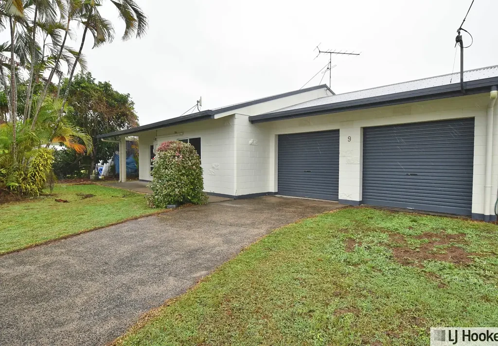 Charming 2-Bedroom Home with Spacious Yard
