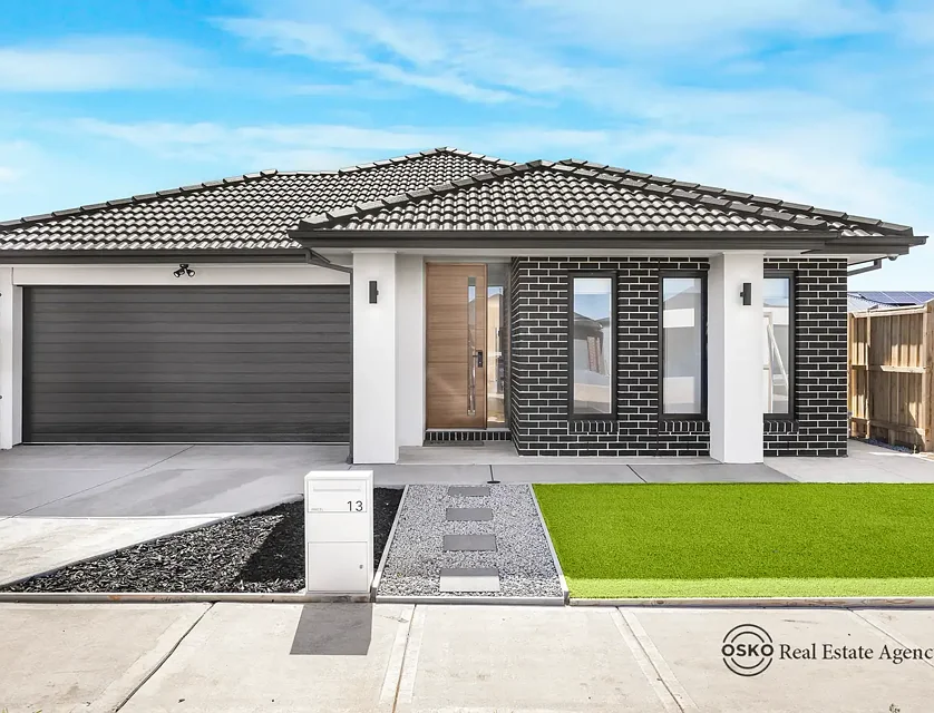 13 Deanside Drive, Deanside, VIC 3336, 4 침실, 2 욕실, House