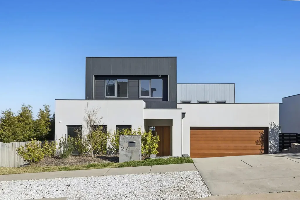 Denman Prospect 5Kwarto Spacious Luxury Family Living with Stunning Molonglo Valley Views