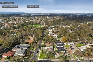 38 Macleod Parade, Macleod, VIC 3085, 3 rūma, 2 rūma horoi, House