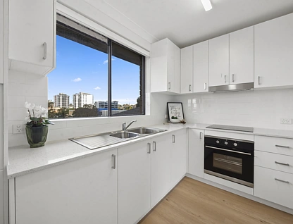 11/82-84 Hunter Street, Hornsby, Upper North Shore, 2 Bedrooms, 1 Bathrooms, Unit