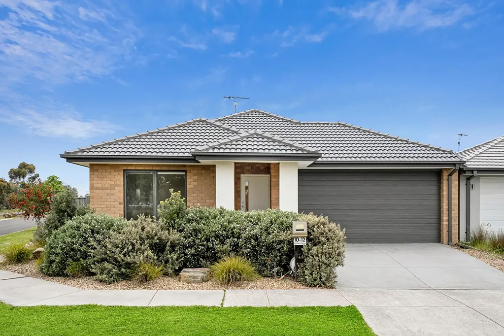 Lara 4 Slaapkamer Walking distance to Manzeene playground!