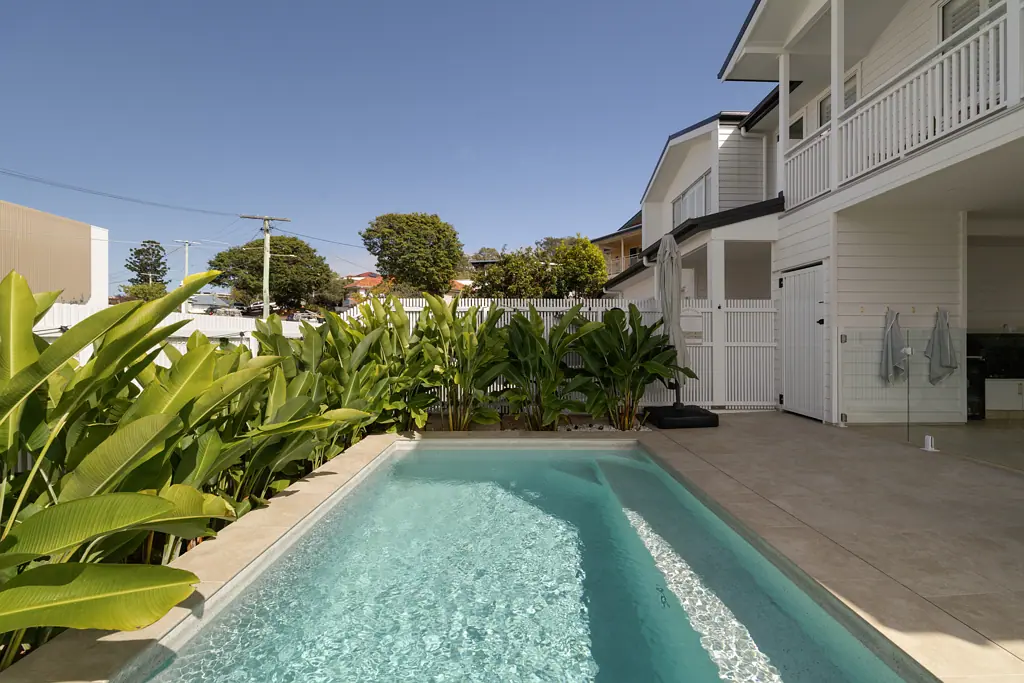 Stafford 5कमरा Exceptional Family Home with Spectacular City Views!