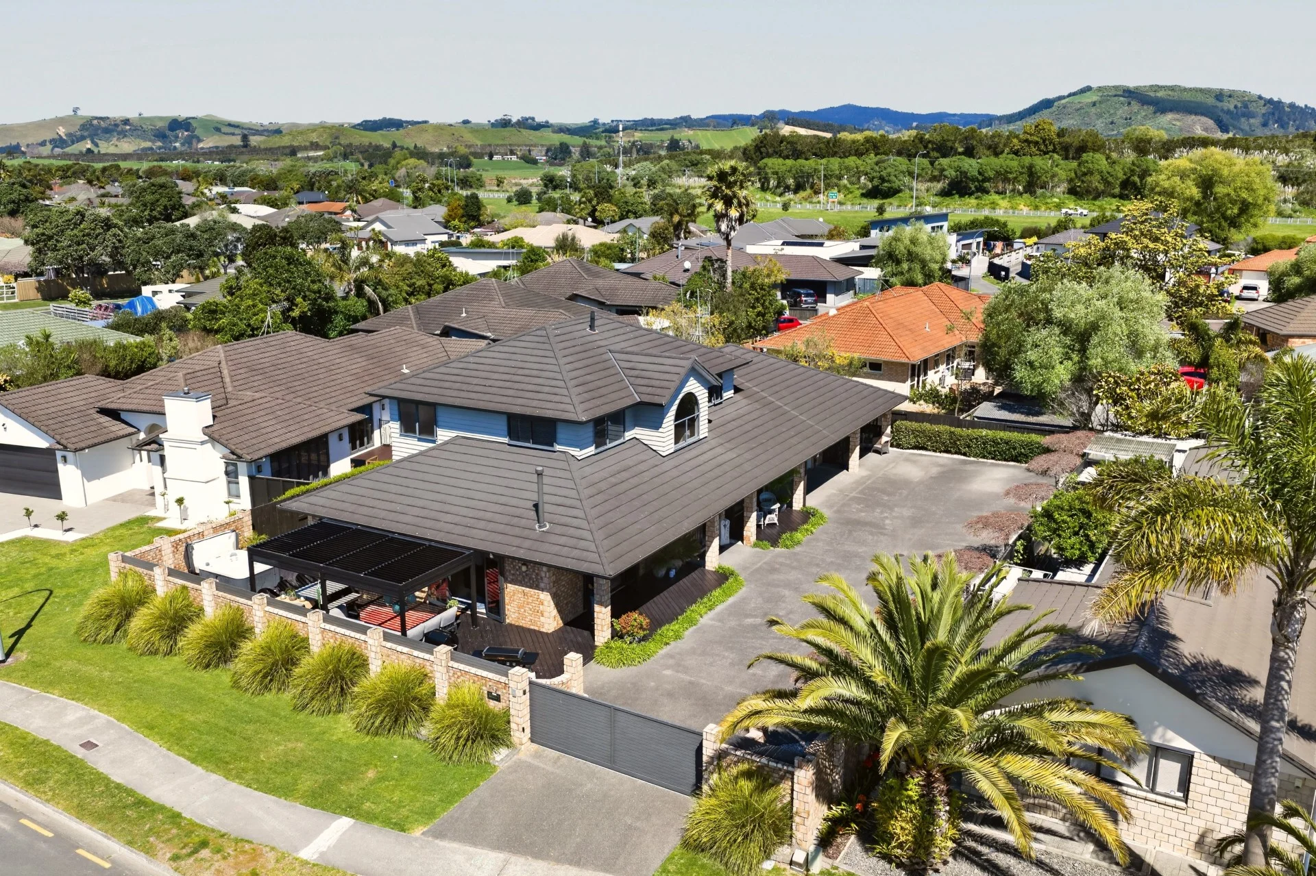 Papamoa 5Zimmer XL Family Home with Consented Unit