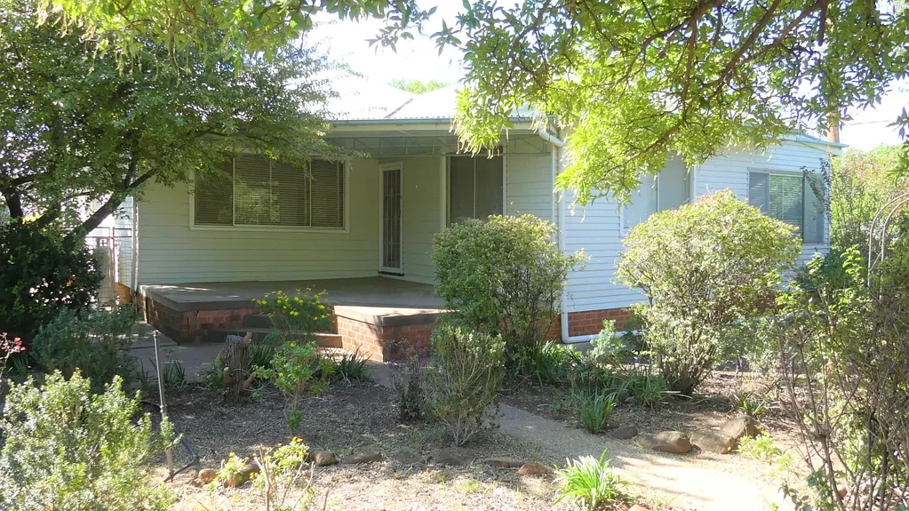 38 Bundemar St, Warren, NSW 2824