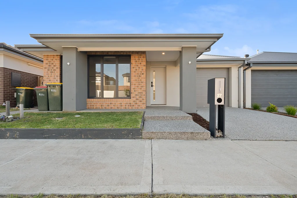 27 Oakham Street, Donnybrook, VIC 3064