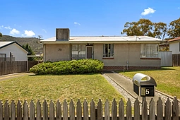 5 Kerria Road, Risdon Vale
