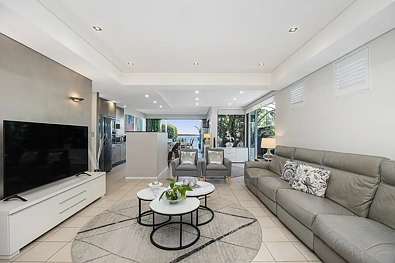 73 Main Road, Toukley, NSW 2263, 3房, 2浴, Apartment