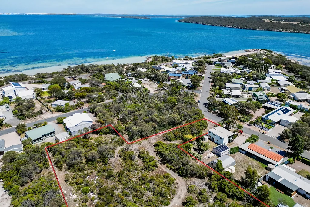 Coffin Bay A premium allotment in the beautiful Coffin Bay