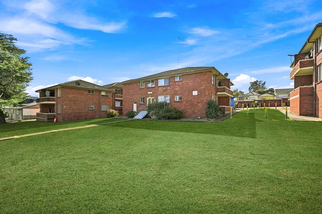 Campbelltown 2कमरा Ground Floor Convenience in the Heart of Campbelltown
