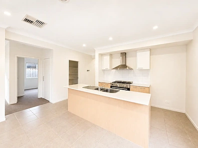 212 Haze Drive, Point Cook, VIC 3030, 4 rūma, 2 rūma horoi, House