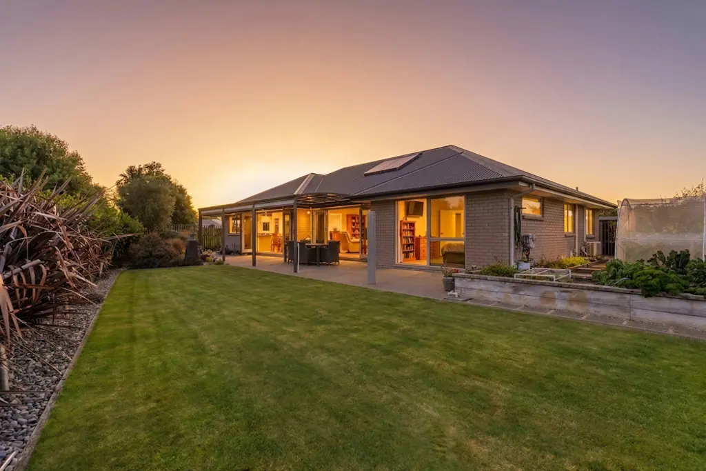 Kaiapoi 3غرفة نوم SOLD by Emma King and Vic Raha