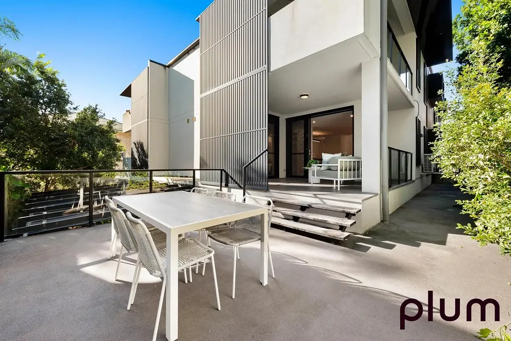 Stylish Ground Floor Home with Huge Private Courtyard!